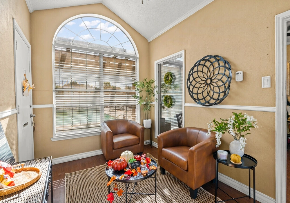 Resident clubhouse lounge